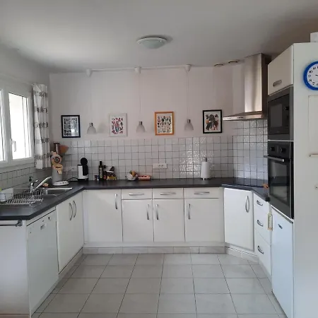 Villa Maison Moderne A Avec Piscine Chauffee, Proche Plage, Ideale Famille, Classee 3*** - Fr-1-239-629